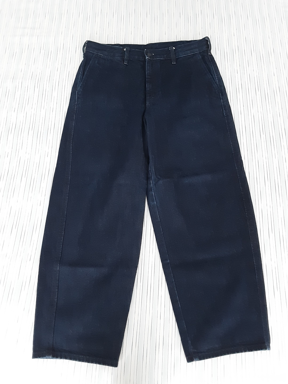 Uniqlo Wide Tapered Jeans.